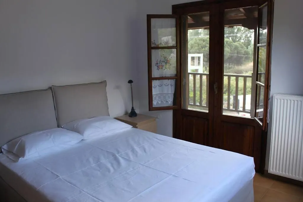 Villa Family House 250M Away From The Coast, With Big Garden Nikiti  Griechenland